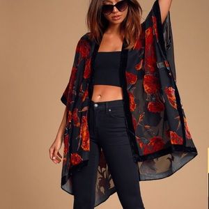 Floral velvet kimono